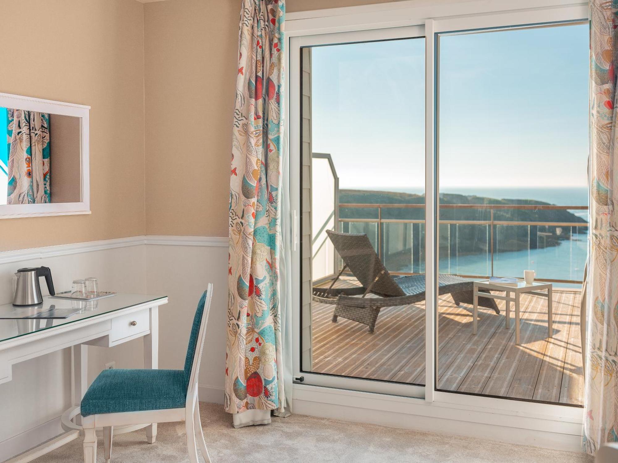 Castel Clara Thalasso & Hotel 4*